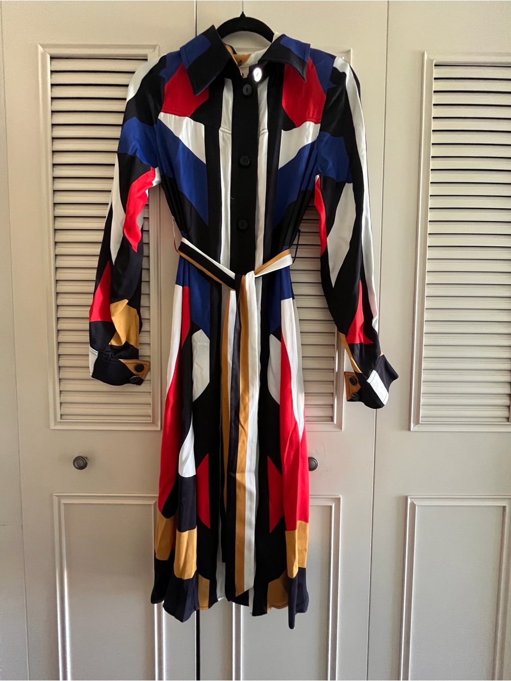 FARM Rio Multicolor Chevron-Panel Long Sleeve Shirt Dress